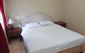 Ndalem Maharani Guest House